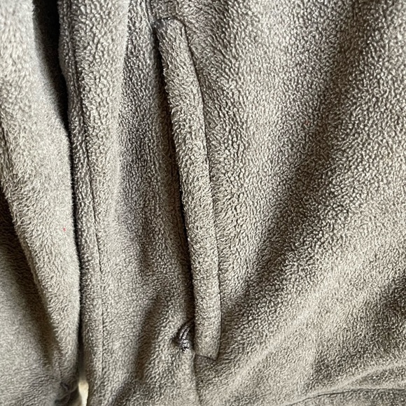 Specialty Embroidered Cabela’s Fleece Jacket - Picture 7 of 8